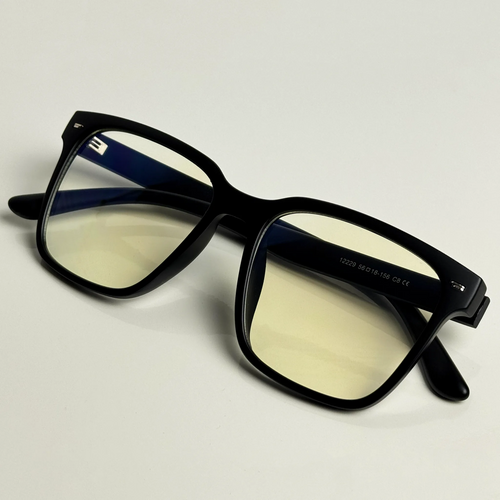 Blaulichtfilterbrille Cerulevo Modell Seruce schwarz mit transparenten Gläsern cover